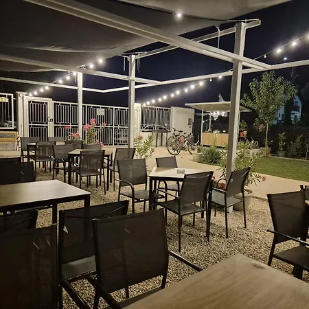 Alya Sea Escape - Parcare Gratuita 3* 科斯蒂内什蒂